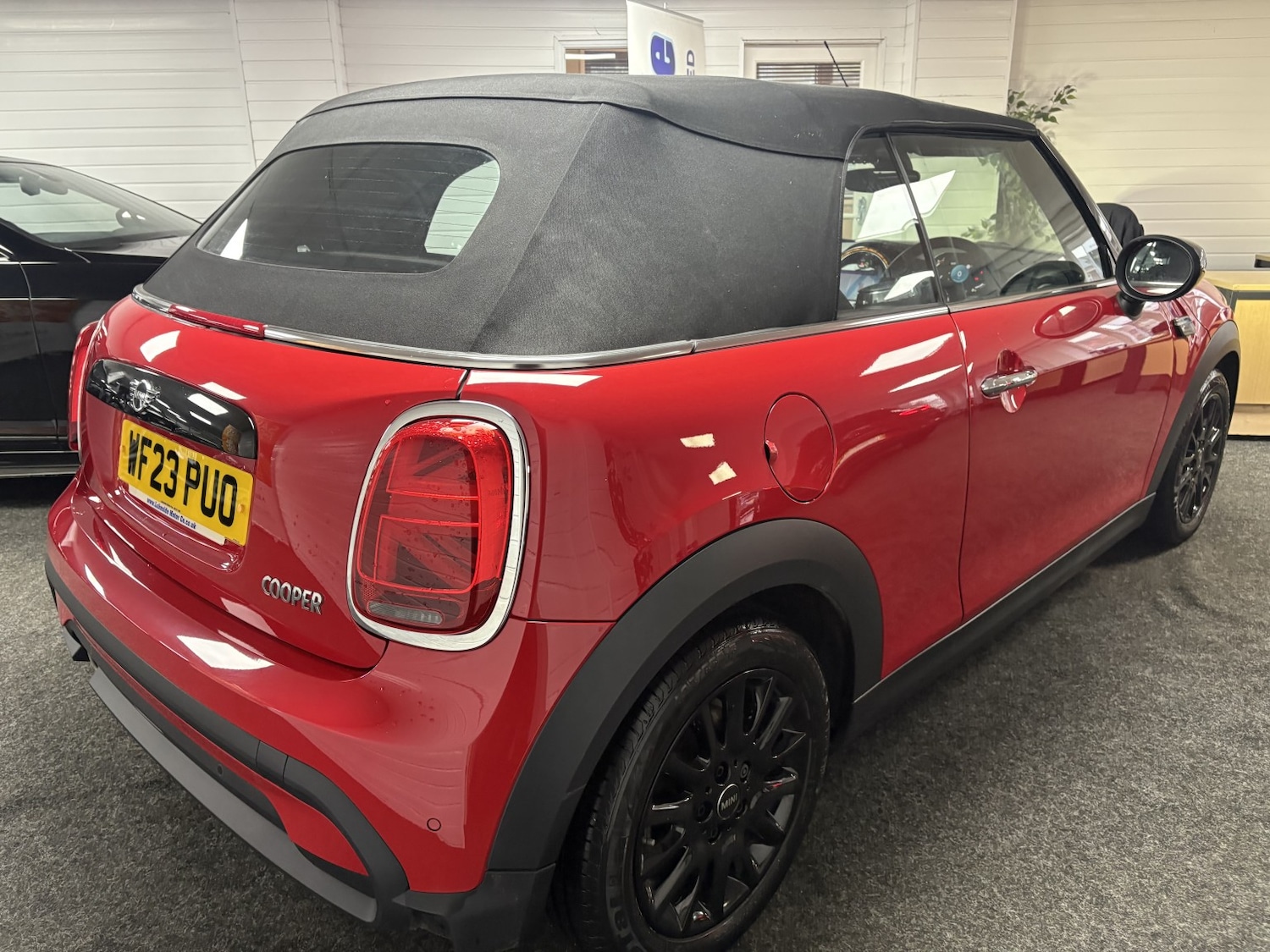 Used MINI Convertible 2023 for sale - 77548211: Photo 8