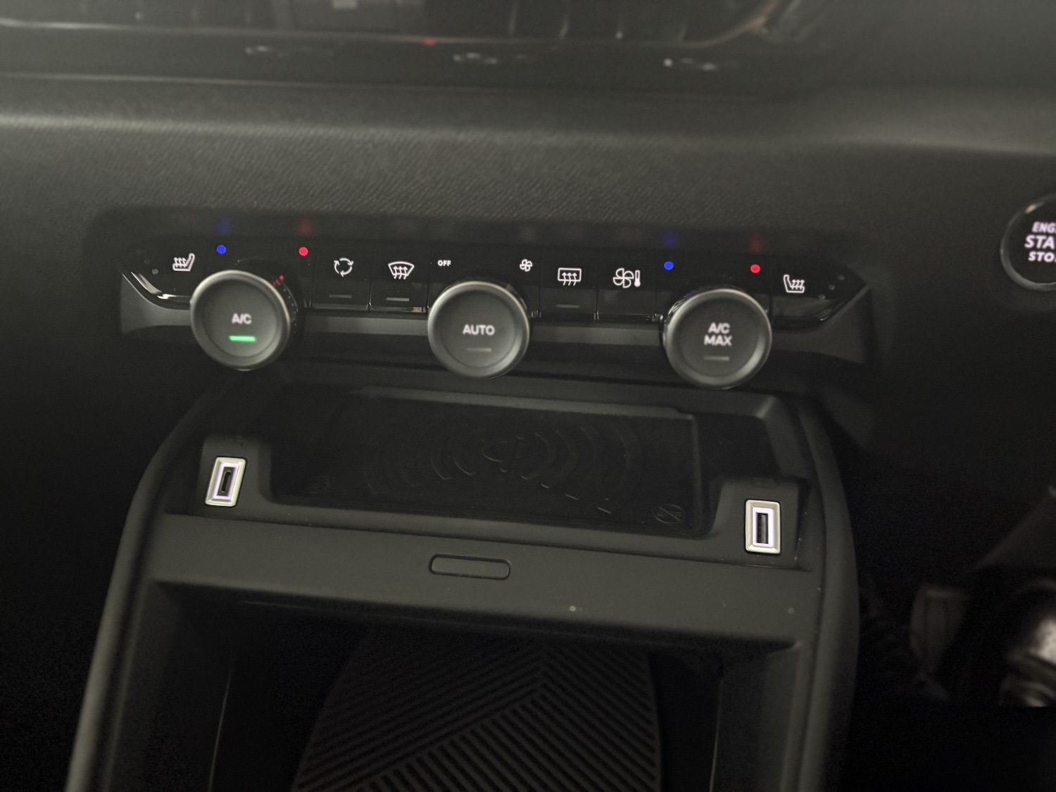 Used Citroen C4 2023 for sale - 76312418: Photo 33