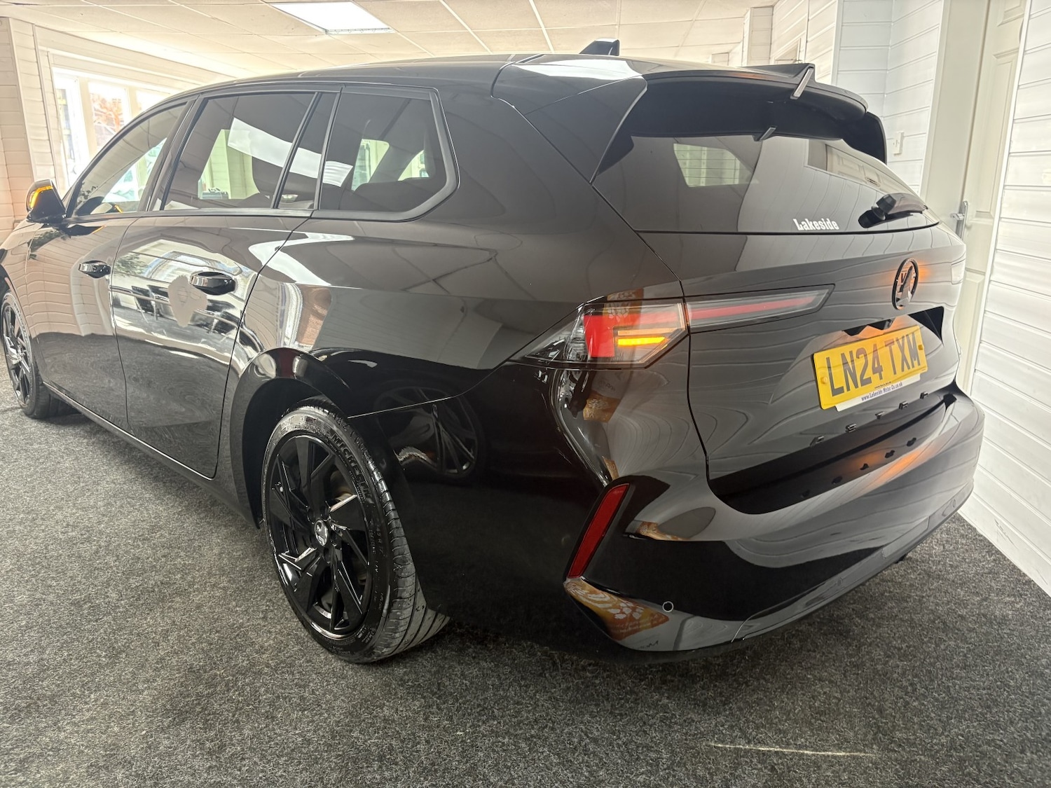 Used Vauxhall Astra 2024 for sale - 77921268: Photo 5