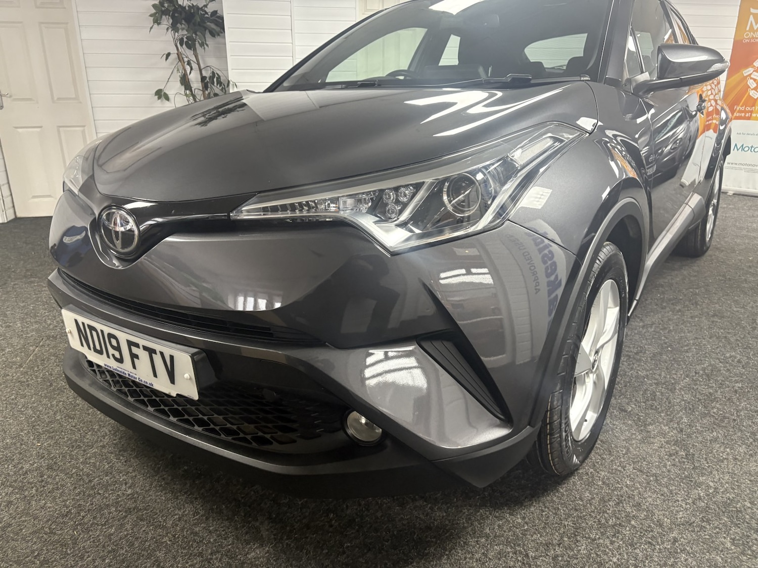Used Toyota C-HR 2019 for sale - 76853517: Photo 3