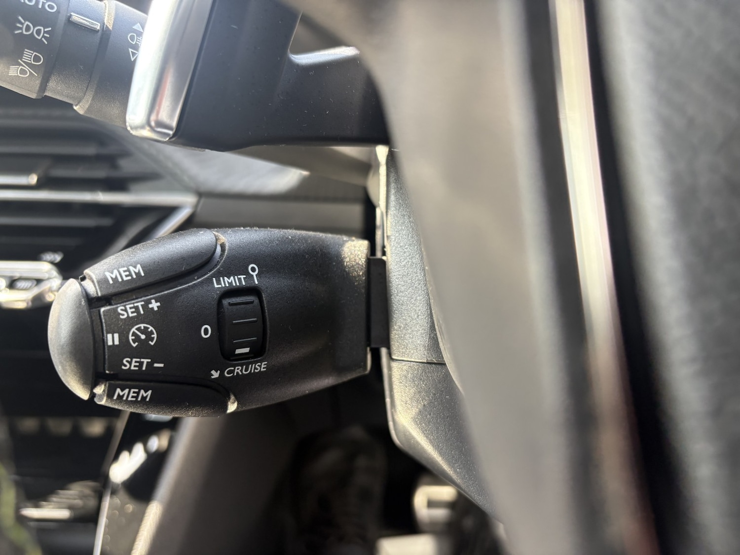 Used Peugeot 2008 2024 for sale - 78168946: Photo 33