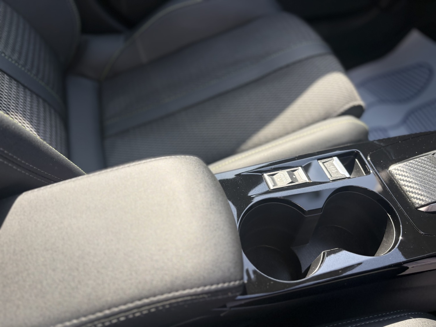 Used Peugeot 2008 2024 for sale - 78168946: Photo 41