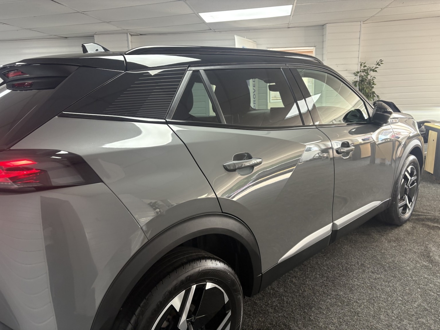 Used Peugeot 2008 2024 for sale - 78168946: Photo 8