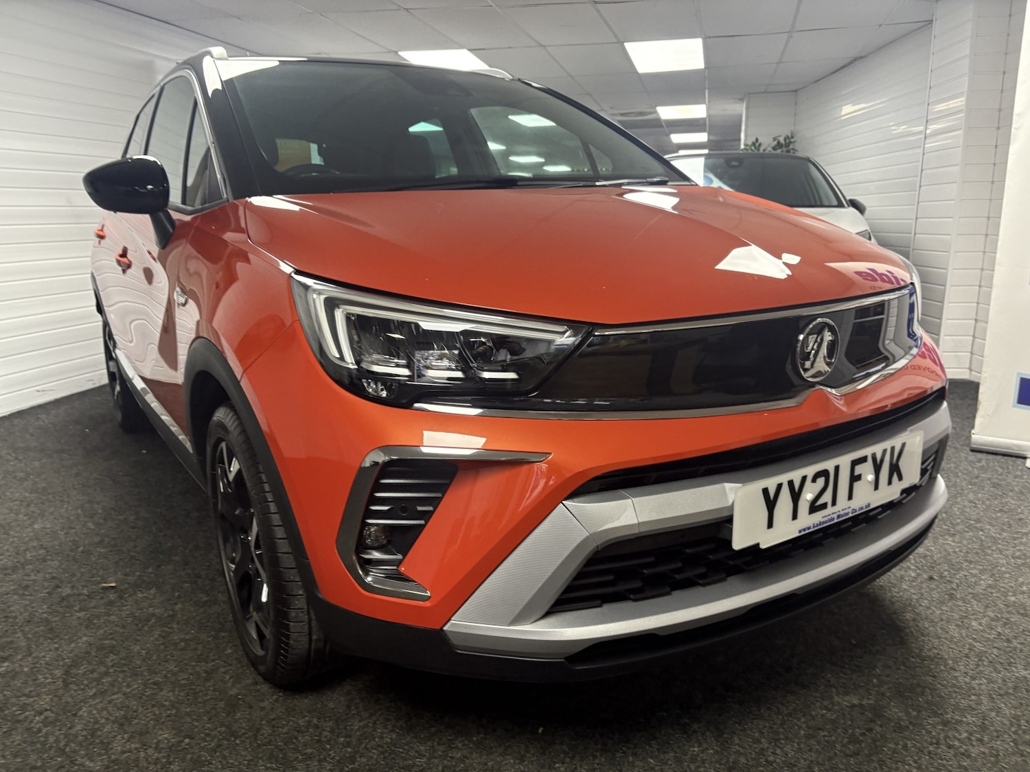 Used Vauxhall Crossland 2021 for sale - 77107694: Photo 2