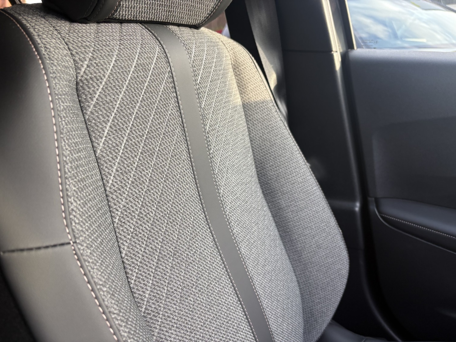 Used Peugeot 2008 2024 for sale - 77240314: Photo 31