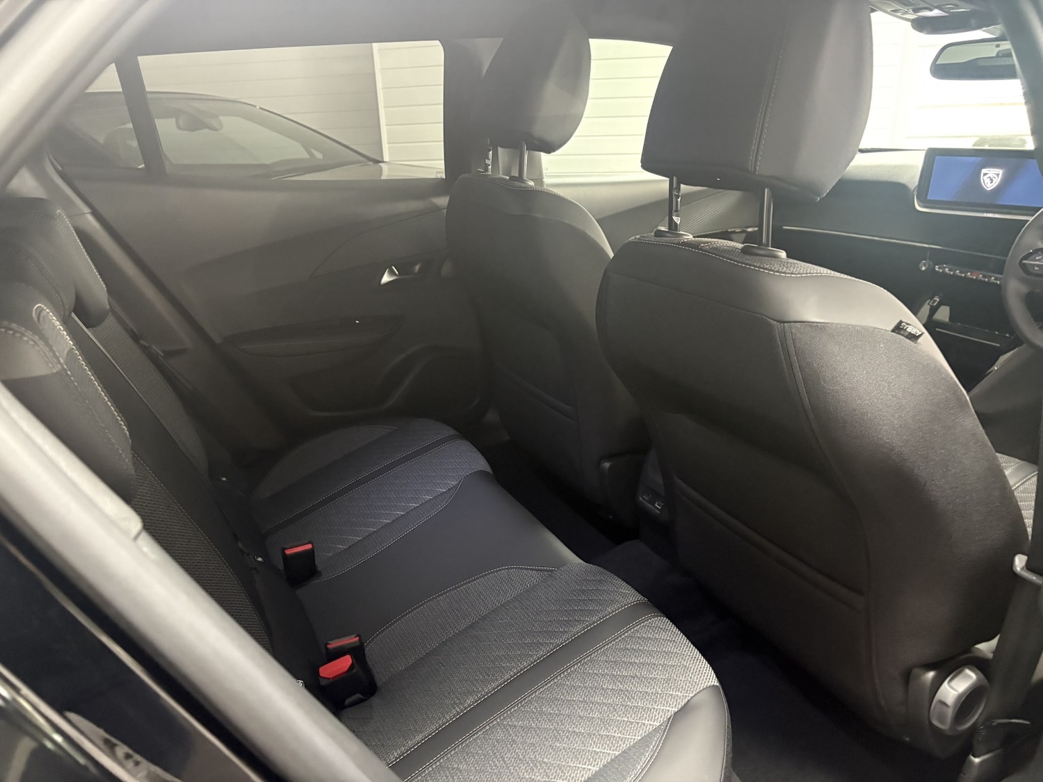 Used Peugeot 2008 2024 for sale - 77977095: Photo 31