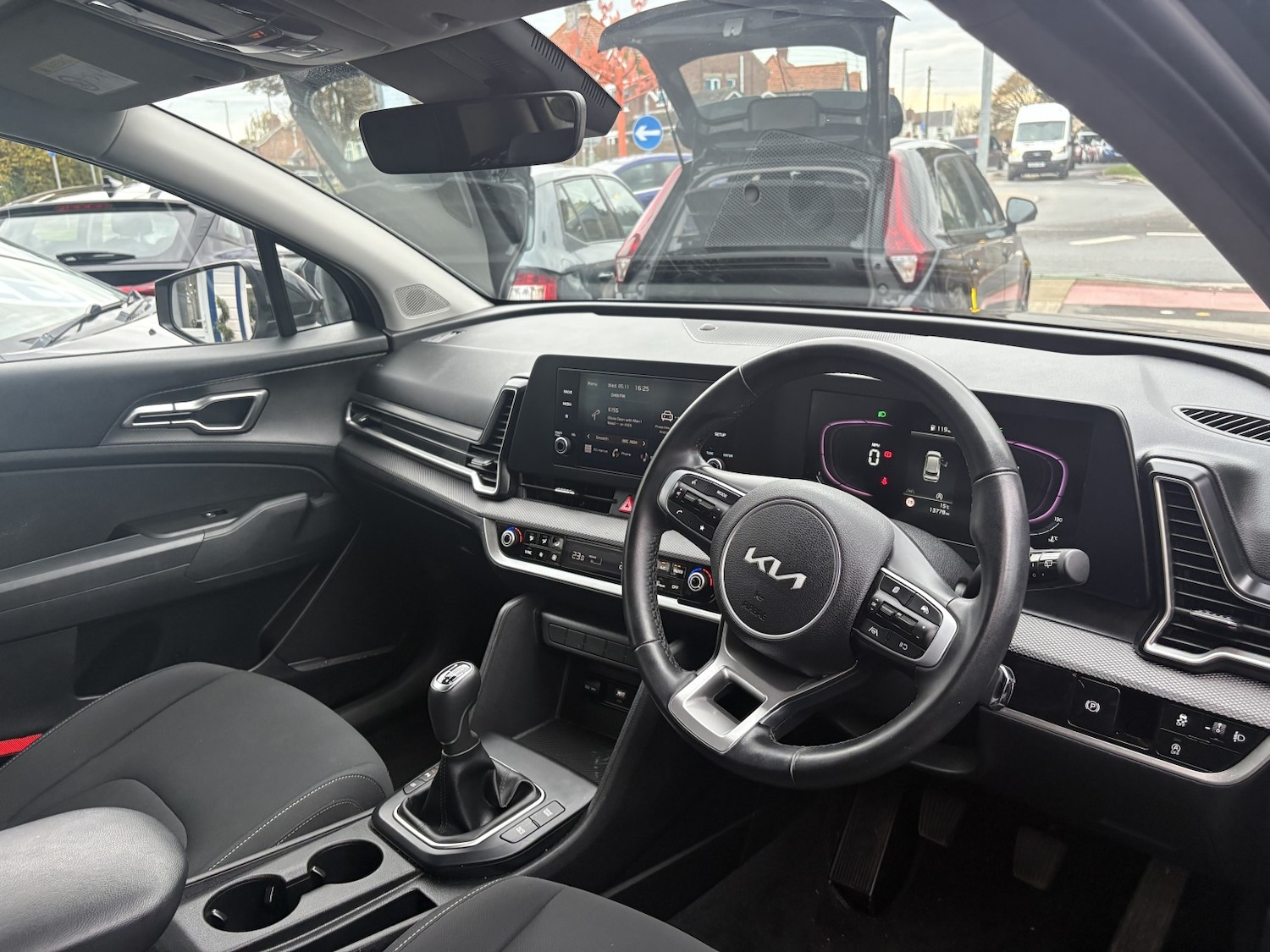 Used Kia Sportage 2023 for sale - 76482864: Photo 2