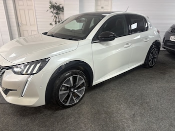 Used Peugeot 208 2022 for sale - 79456886: Photo