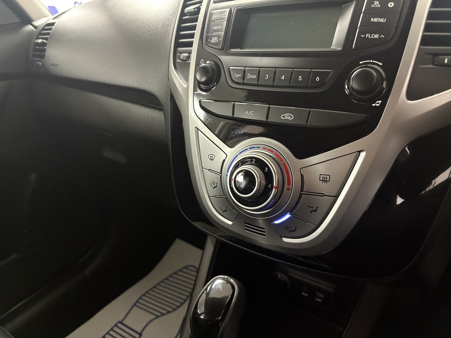 Used Hyundai Ix20 2016 for sale - 77977012: Photo 30