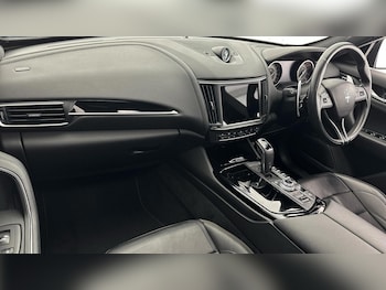 Used Maserati Levante 2022 for sale - 78627571: Photo