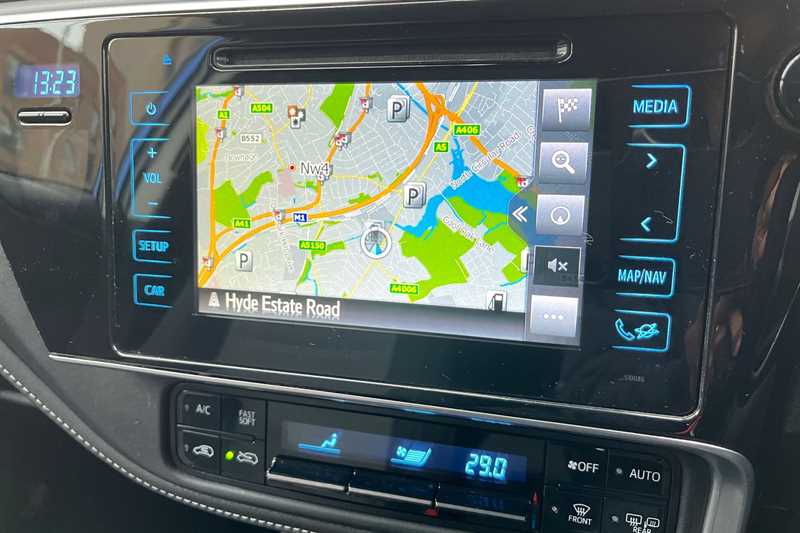 Used Toyota Auris 2018 for sale - 76754831: Photo 14