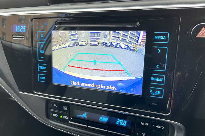 Used Toyota Auris 2018 for sale - 76754831: Photo 15