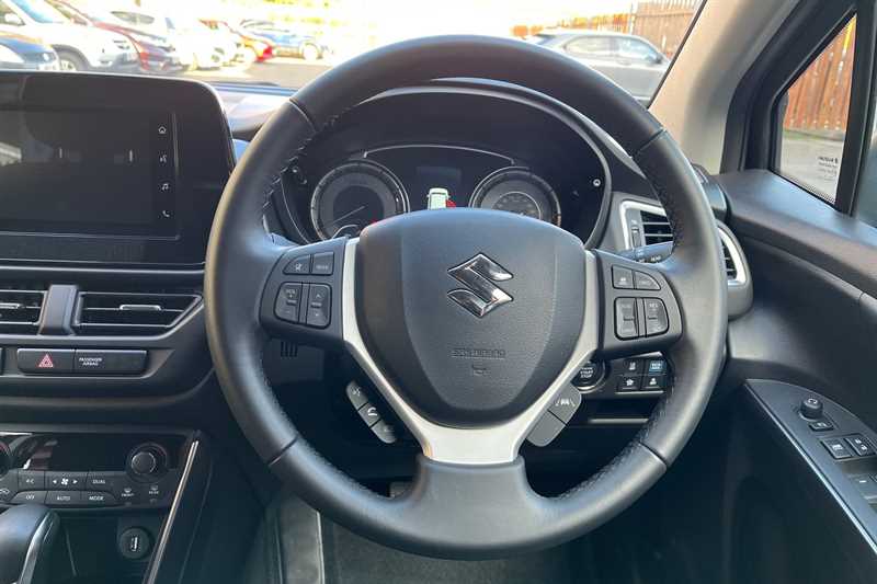 Used Suzuki SX4 S-Cross 2024 for sale - 76804354: Photo 11