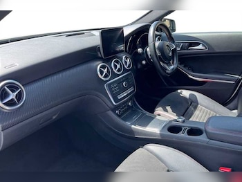 Used Mercedes-Benz A-Class 2018 for sale - 79027305: Photo