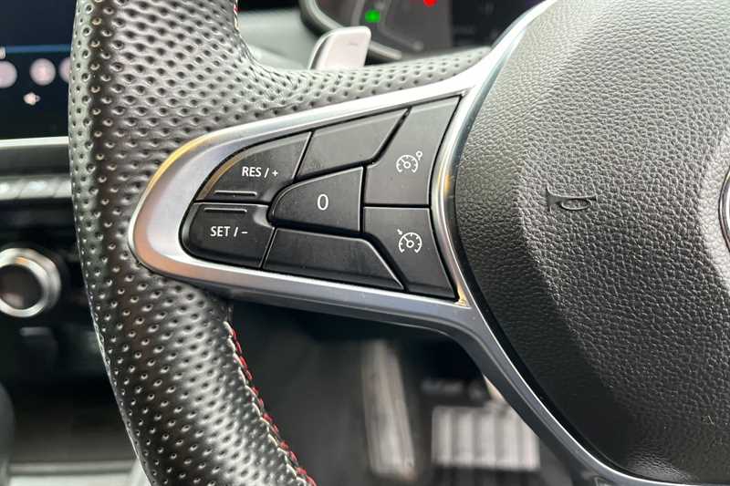 Used Renault Clio 2020 for sale - 77307880: Photo 17