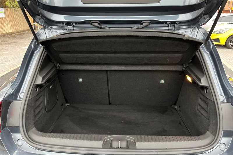 Used Renault Clio 2020 for sale - 77307880: Photo 20