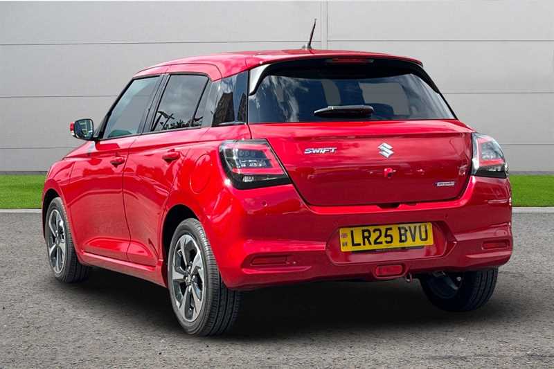 Used Suzuki Swift 2025 for sale - 76155179: Photo 3
