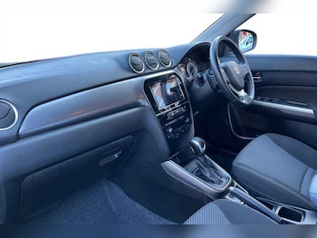 Used Suzuki Vitara 2023 for sale - 77373200: Photo