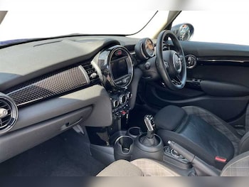 Used MINI Hatch 2019 for sale - 79027283: Photo
