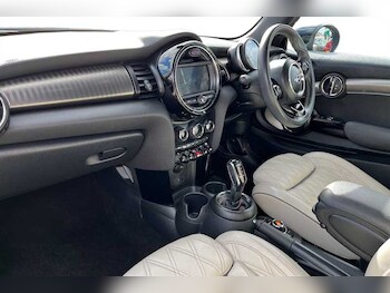 Used MINI Hatch 2020 for sale - 79203700: Photo