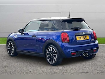 Used MINI Hatch 2020 for sale - 79203700: Photo