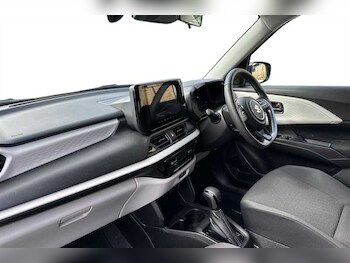 Used Suzuki Swift 2026 for sale - 79511012: Photo