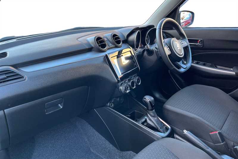 Used Suzuki Swift 2022 for sale - 76552684: Photo 2