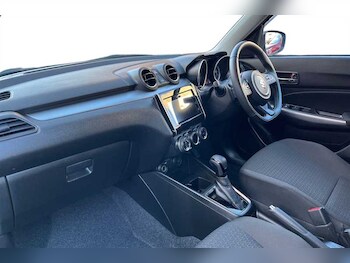 Used Suzuki Swift 2022 for sale - 76552684: Photo