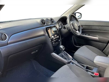 Used Suzuki Vitara 2022 for sale - 76217402: Photo