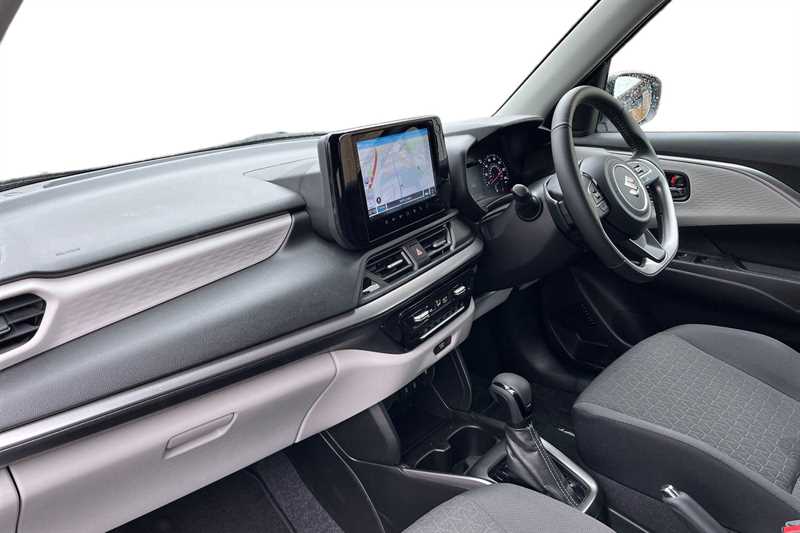 Used Suzuki Swift 2025 for sale - 77614820: Photo 2