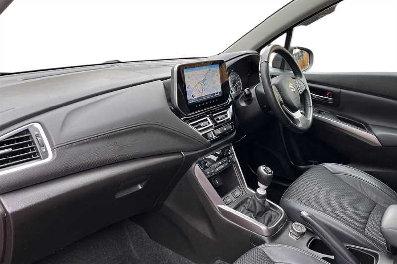 Used Suzuki SX4 S-Cross 2023 for sale - 77373187: Photo 2