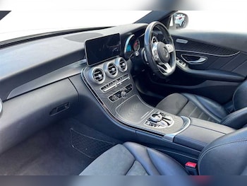 Used Mercedes-Benz C Class 2019 for sale - 78575875: Photo