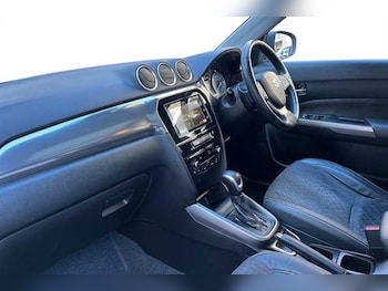 Used Suzuki Vitara 2022 for sale - 77373188: Photo