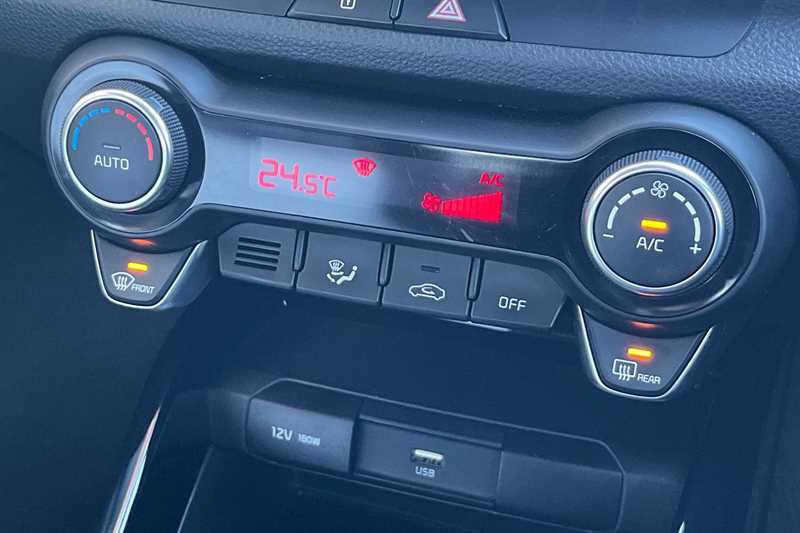 Used Kia Stonic 2023 for sale - 77927556: Photo 16