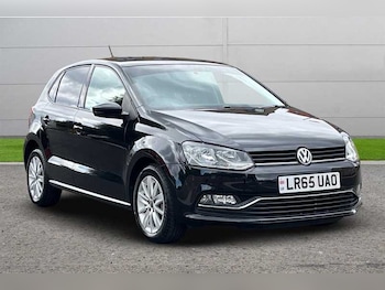 Used Volkswagen Polo 2015 for sale - 75580361: Photo
