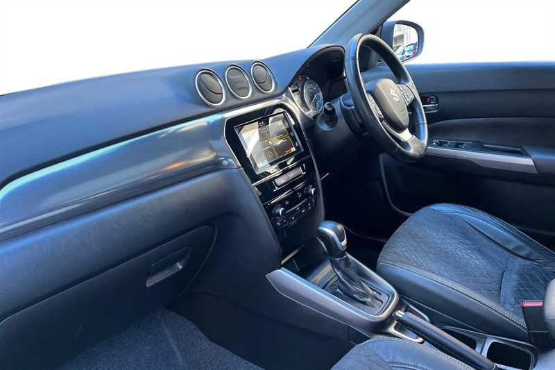 Used Suzuki Vitara 2022 for sale - 77942226: Photo 2