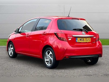 Used Toyota Yaris 2016 for sale - 77333376: Photo