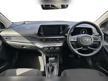Used Hyundai i20 2023 for sale - 79511013: Photo