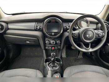 Used MINI Hatch 2019 for sale - 78246955: Photo