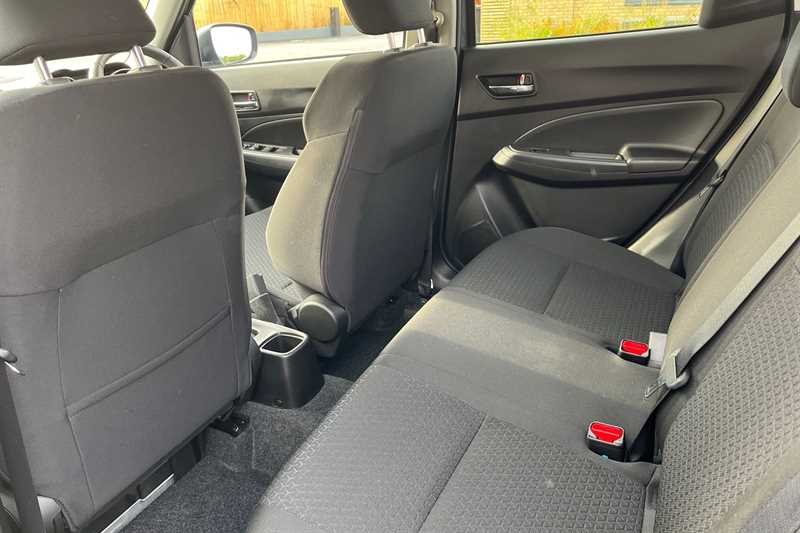 Used Suzuki Swift 2022 for sale - 76410722: Photo 22