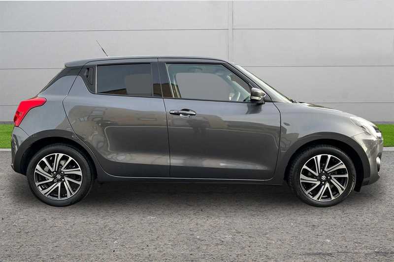 Used Suzuki Swift 2022 for sale - 76410722: Photo 5