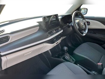 Used Suzuki Swift 2024 for sale - 75143045: Photo