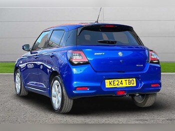Used Suzuki Swift 2024 for sale - 75143045: Photo