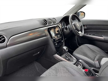 Used Suzuki Vitara 2024 for sale - 76204113: Photo 2
