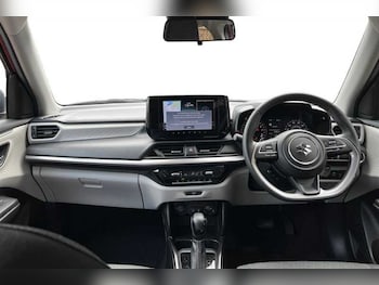 Used Suzuki Swift 2024 for sale - 78880542: Photo