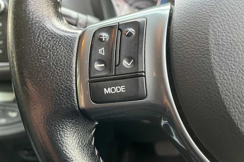 Used Toyota Yaris 2016 for sale - 77552578: Photo 17