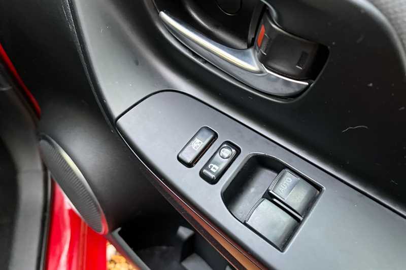 Used Toyota Yaris 2016 for sale - 77552578: Photo 18