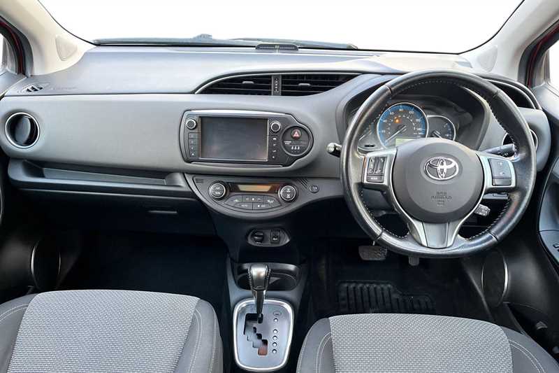 Used Toyota Yaris 2016 for sale - 77552578: Photo 4