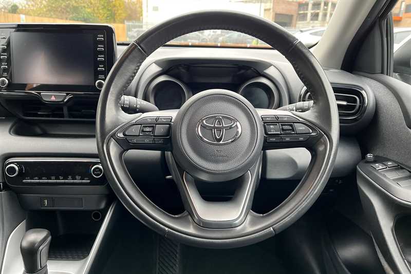Used Toyota Yaris 2020 for sale - 76754830: Photo 11
