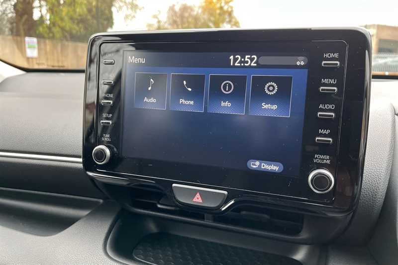 Used Toyota Yaris 2020 for sale - 76754830: Photo 14